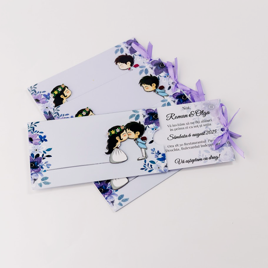 Invitație tip slider cu mire și mireasă, în nuanțe delicate de mov și violet floral.