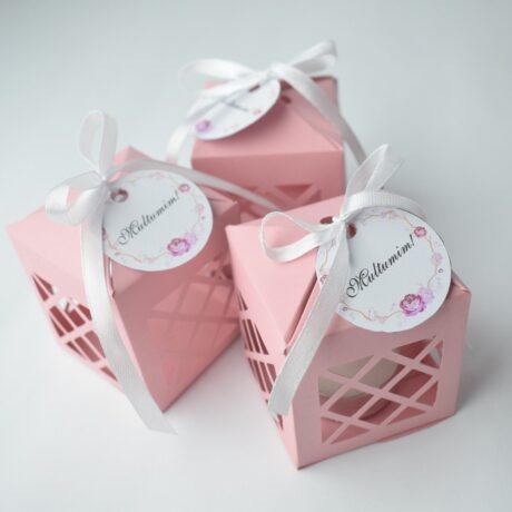 Cutii personalizate